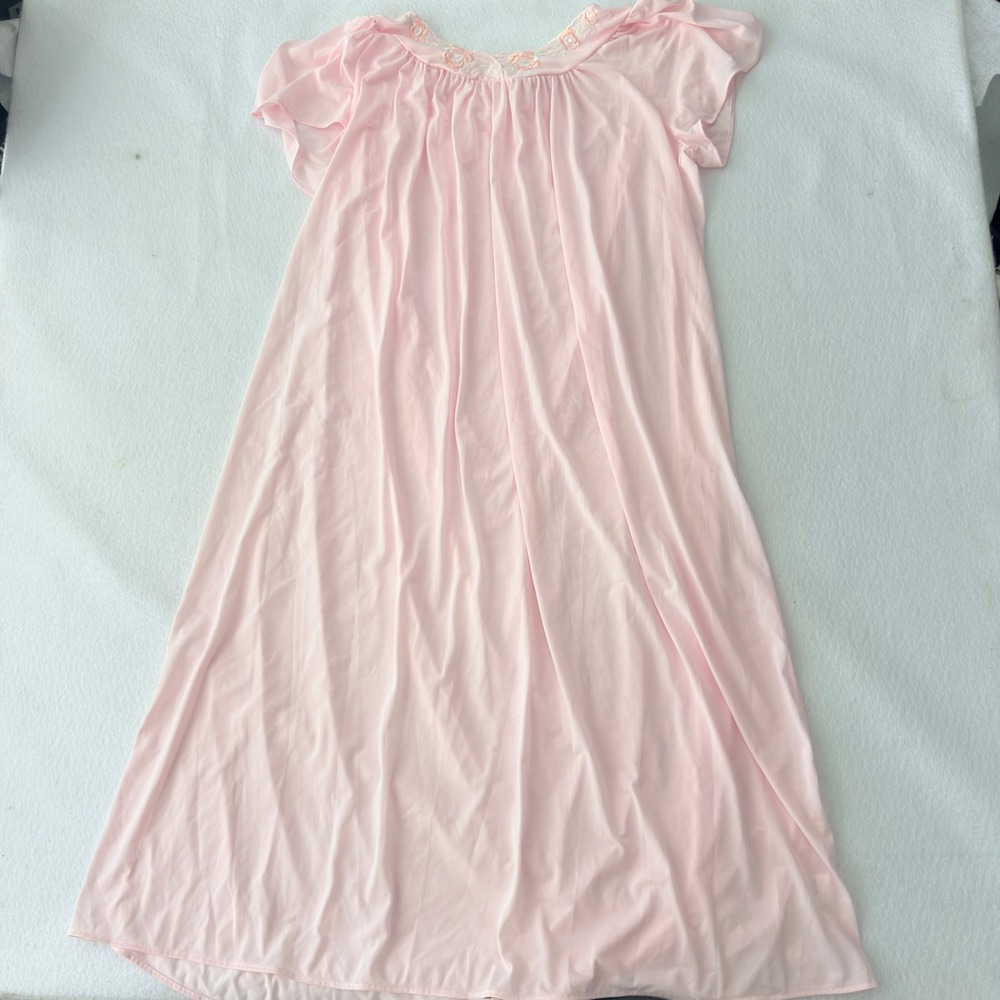 Vintage 90's Miss Elaine Pink Floral Nightgown 1X Cottagecore Granny Sleep Dress